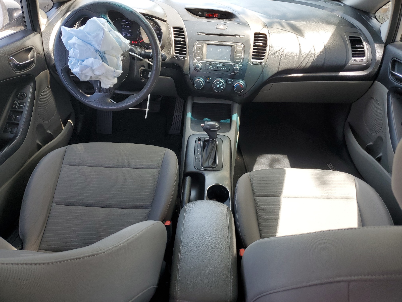 KNAFX4A64F5271314 2015 Kia Forte Lx