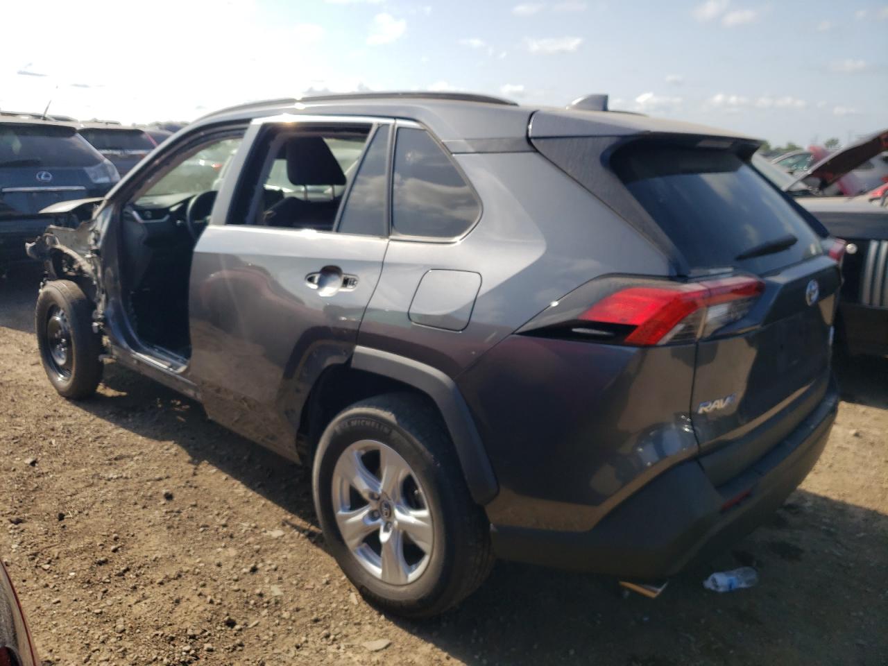 4T3L6RFV4MU005982 2021 TOYOTA RAV 4 - Image 2