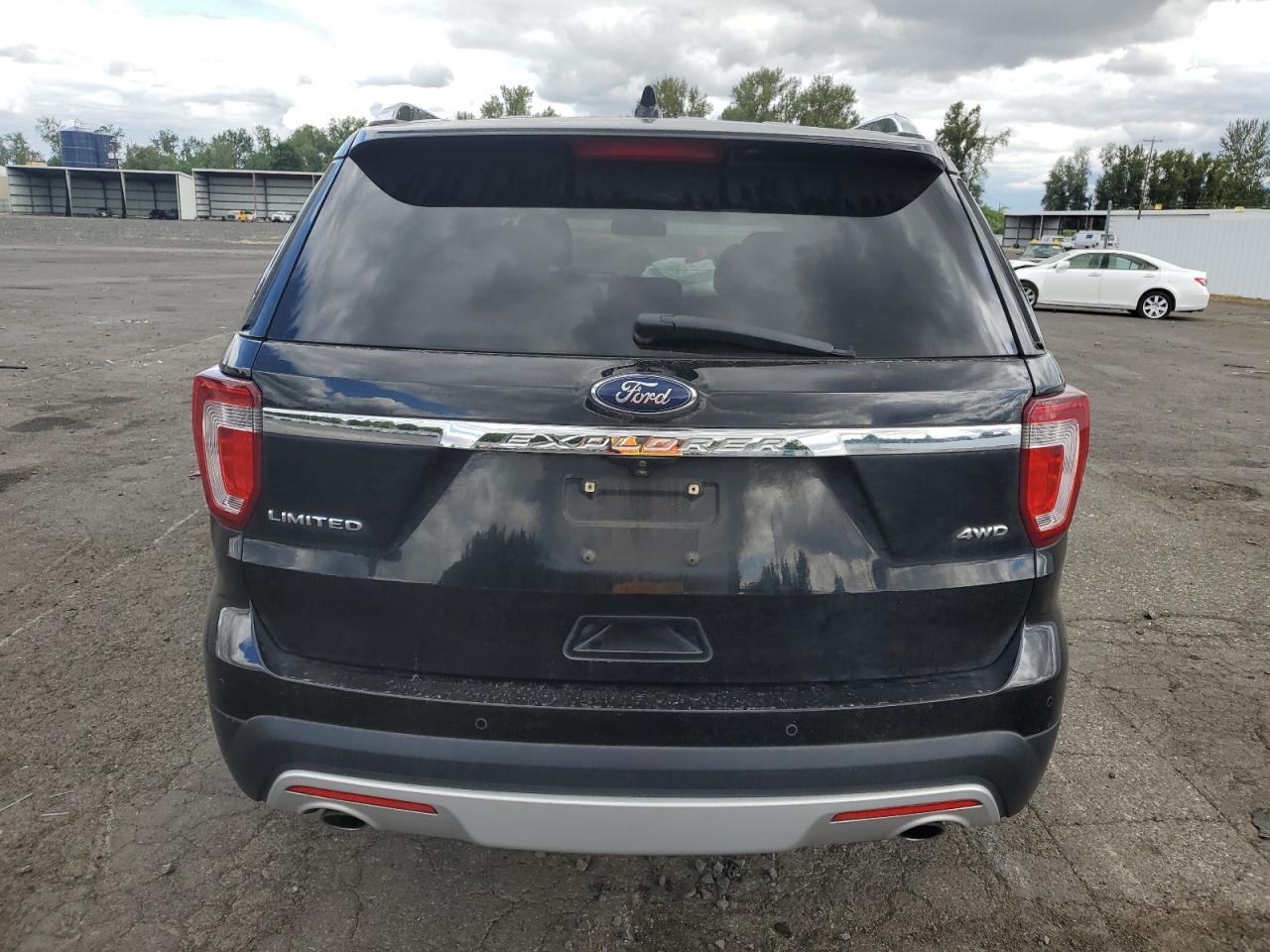 1FM5K8F87HGC37823 2017 Ford Explorer Limited