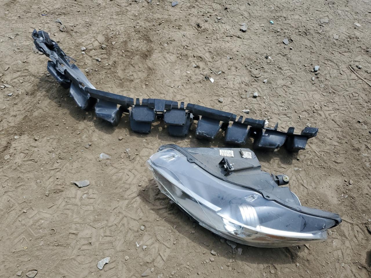 2017 Ford Mustang VIN: 1FA6P8TH5H5215030 Lot: 63134264