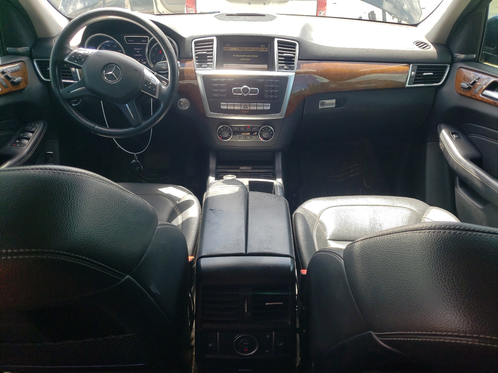 4JGDA7DB3CA067026 2012 Mercedes-Benz Ml 550 4Matic