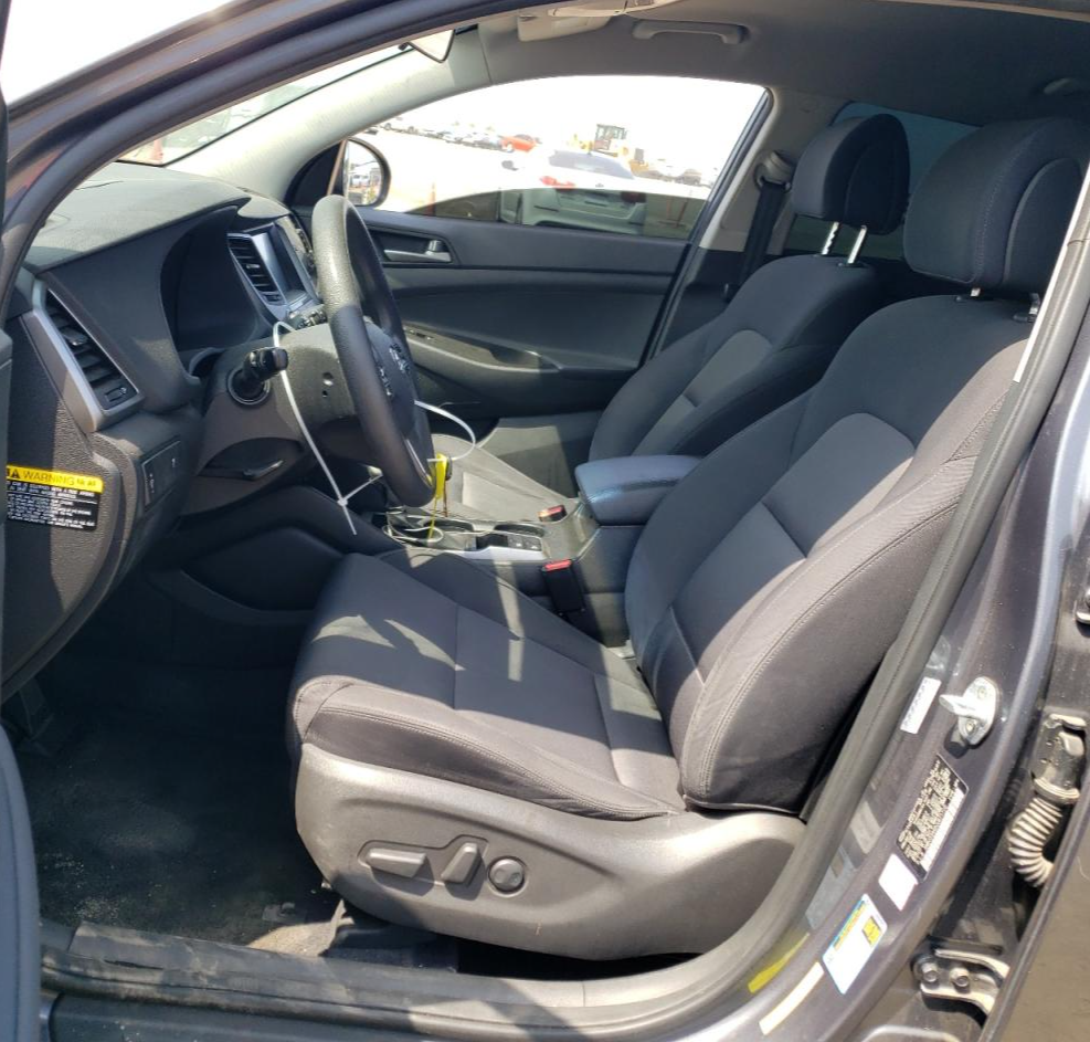 KM8J33A42JU671710 2018 Hyundai Tucson Sel