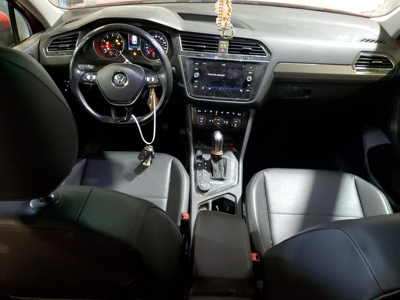 2018 Volkswagen Tiguan Se VIN: 3VV2B7AX0JM096686 Lot: 64421594