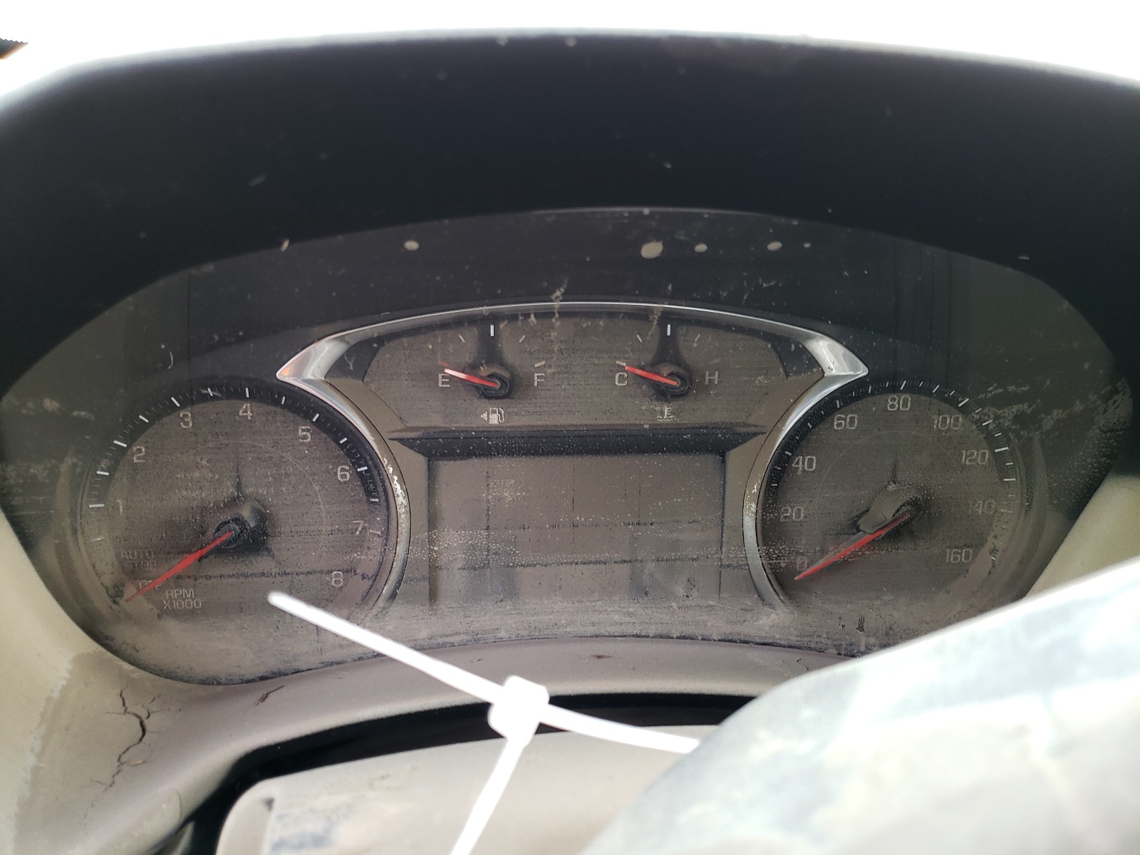 2GNAXTEX9J6233740 2018 Chevrolet Equinox Lt