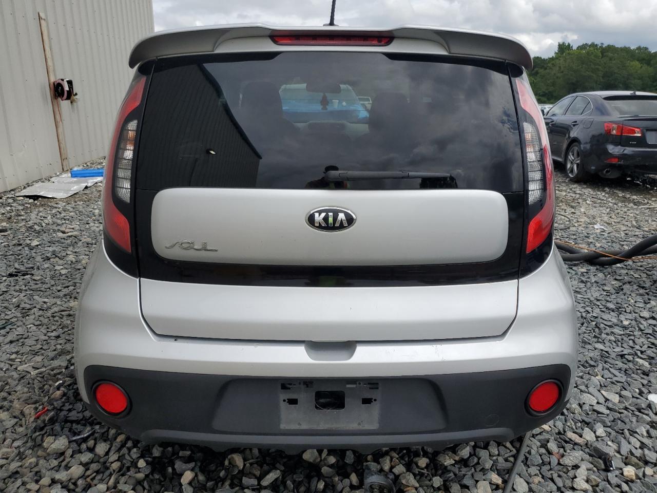 2018 Kia Soul VIN: KNDJN2A23J7515438 Lot: 64443024