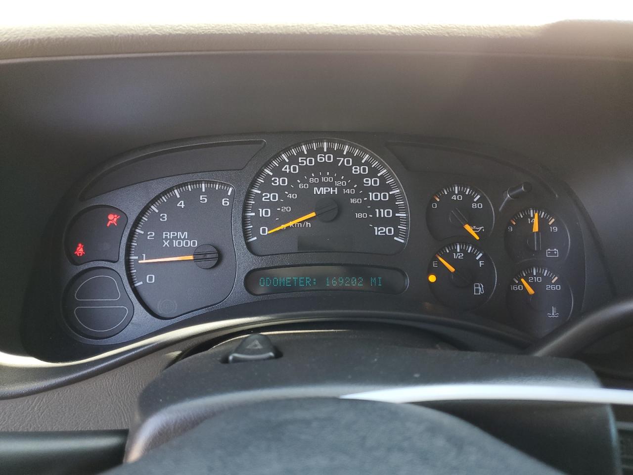 2005 Chevrolet Tahoe C1500 VIN: 1GNEC13Z45R259341 Lot: 61754144