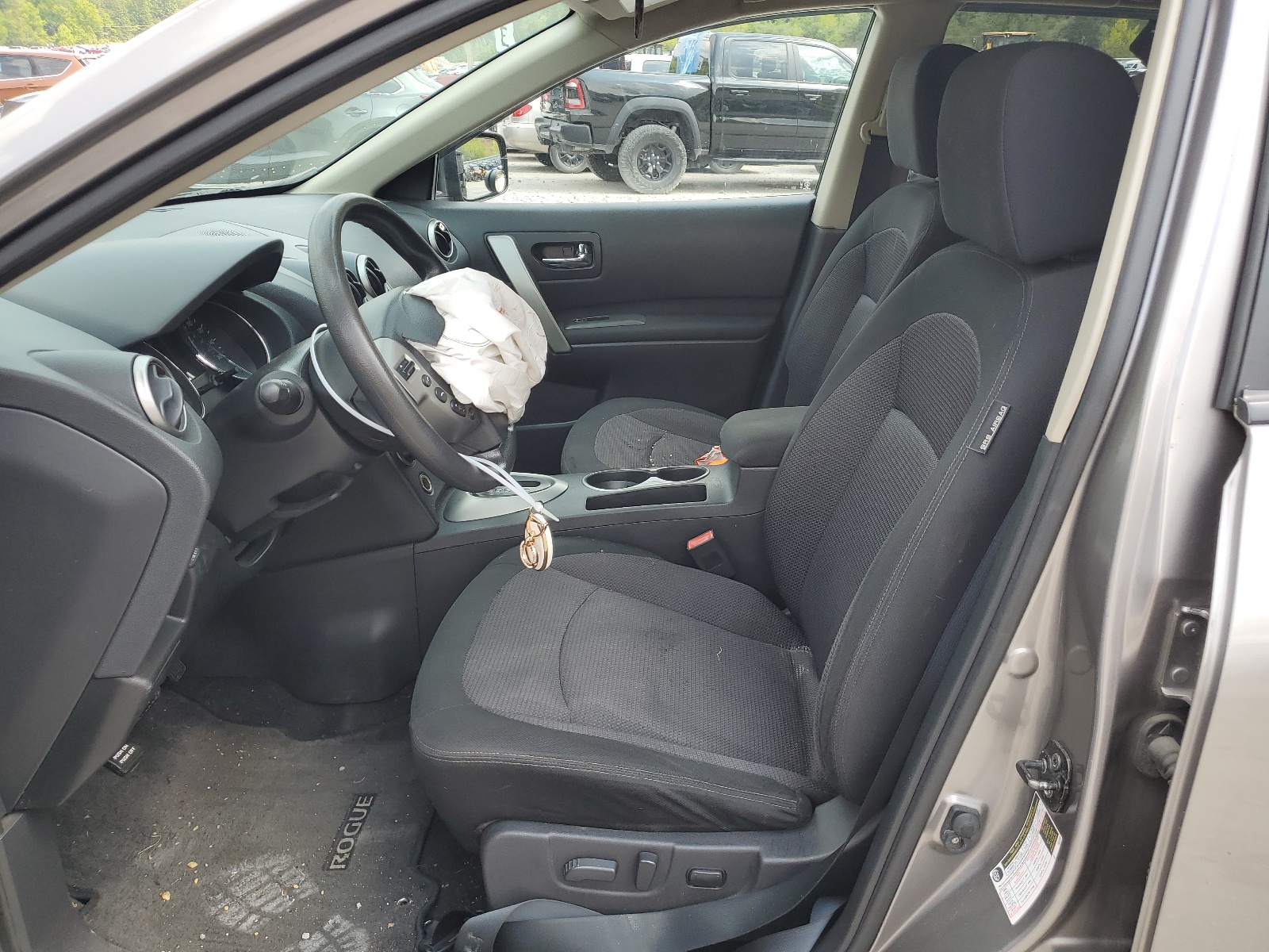 JN8AS5MVXBW682519 2011 Nissan Rogue S