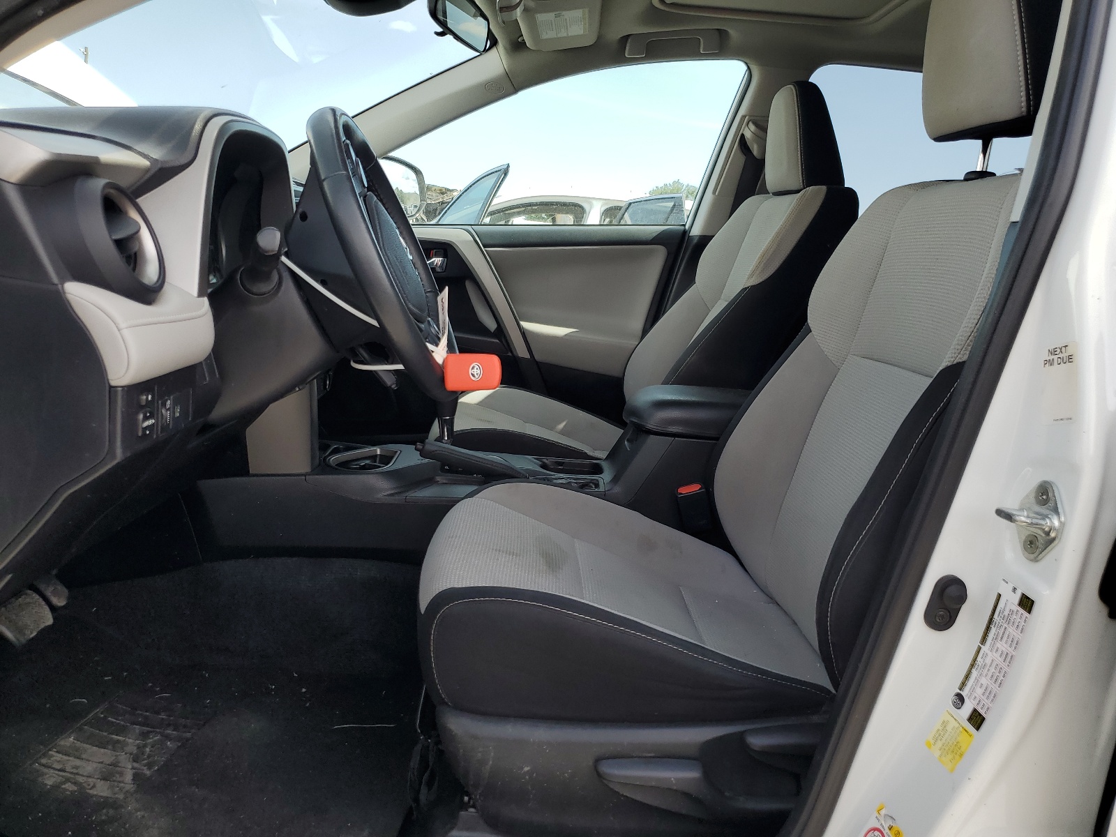 2T3WFREV6JW482214 2018 Toyota Rav4 Adventure