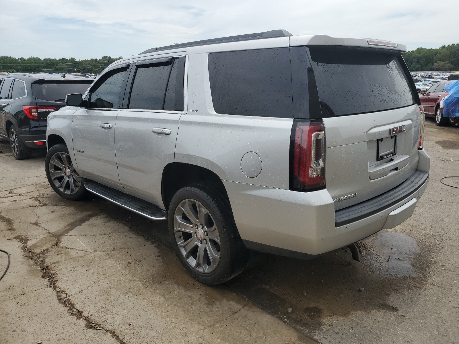 1GKS2BKC3HR403858 2017 GMC Yukon Slt