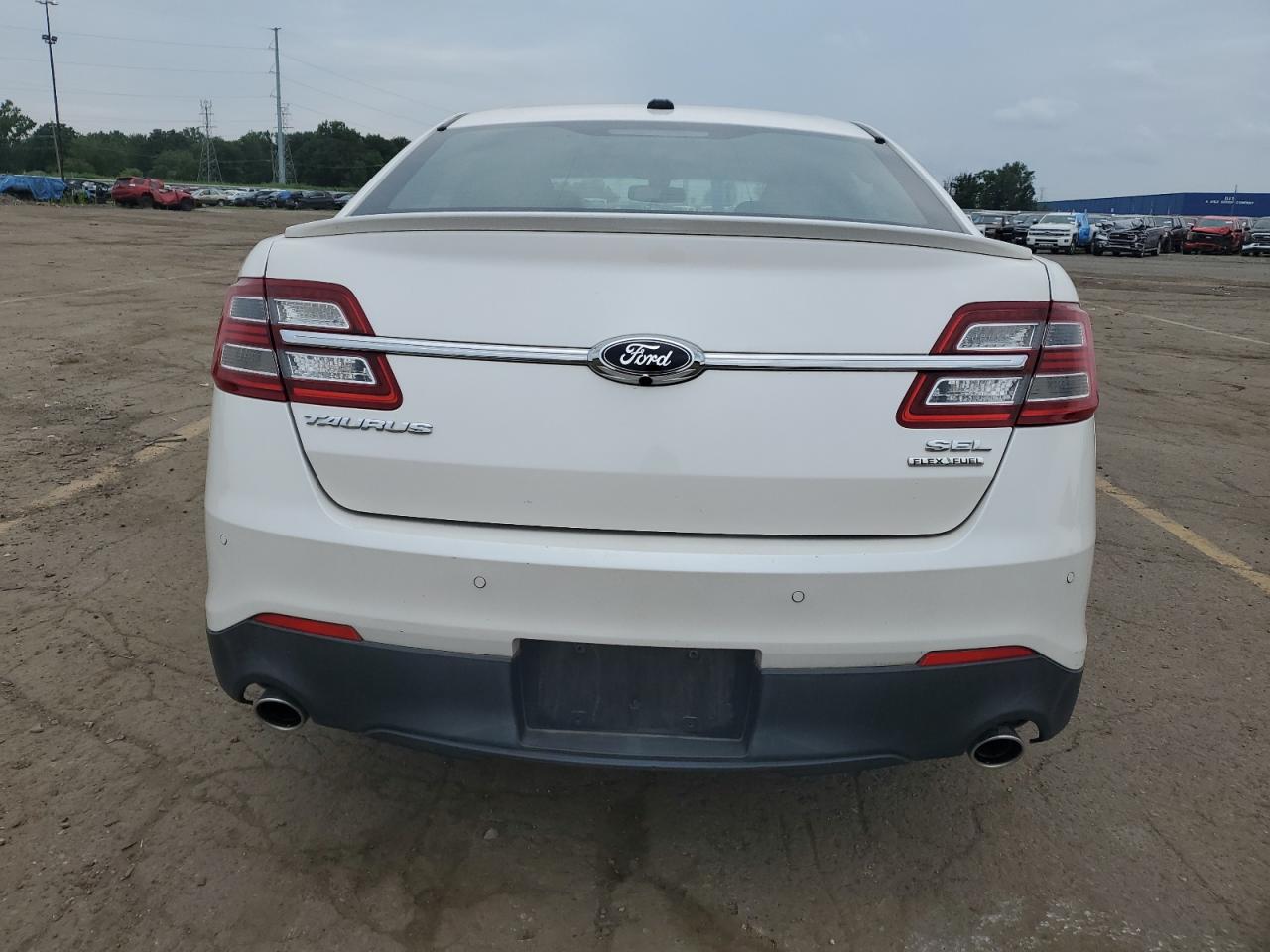 2015 Ford Taurus Sel VIN: 1FAHP2E86FG196119 Lot: 64182534