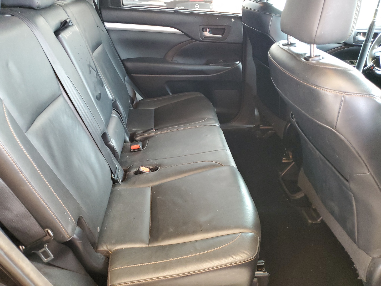 5TDKKRFH9FS077122 2015 Toyota Highlander Xle