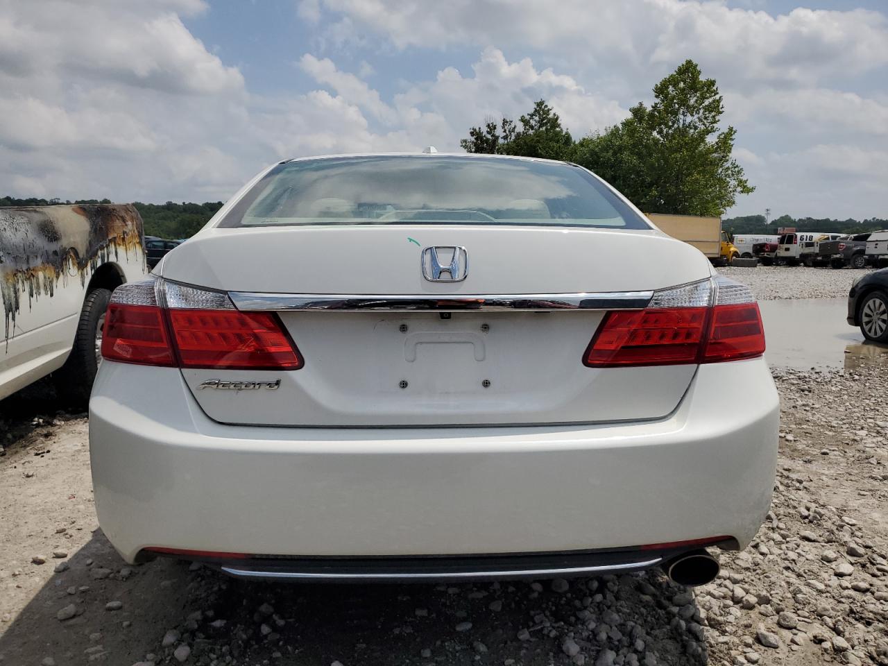 1HGCR2F88FA111346 2015 Honda Accord Exl