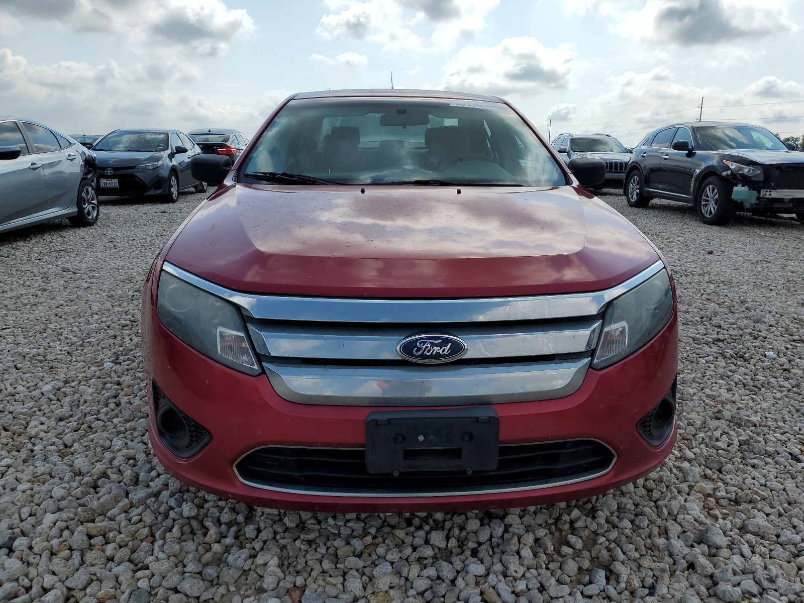 2012 Ford Fusion S vin: 3FAHP0GA2CR269222