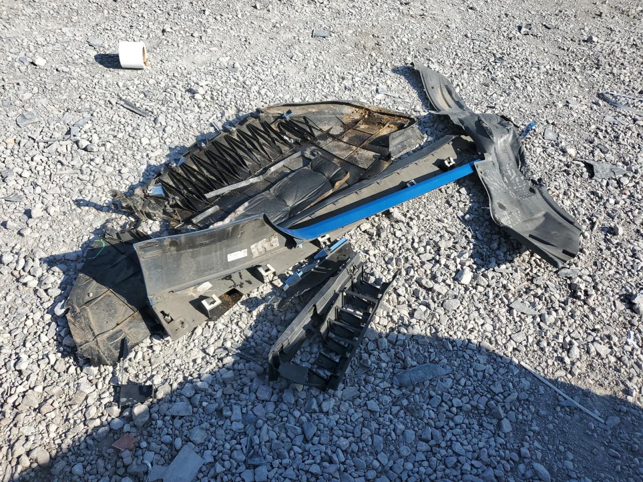 2020 Ford Mustang - Image 12