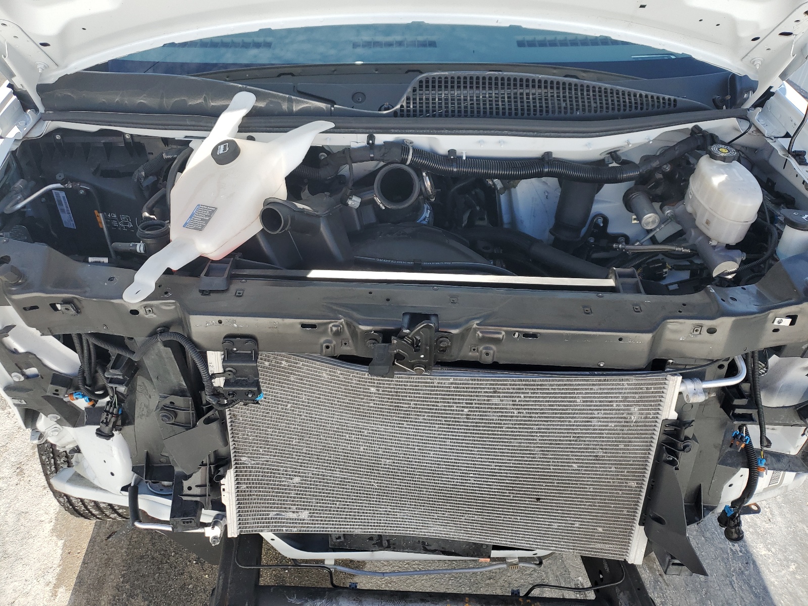 1GTW7AFP0P1125911 2023 GMC Savana G2500