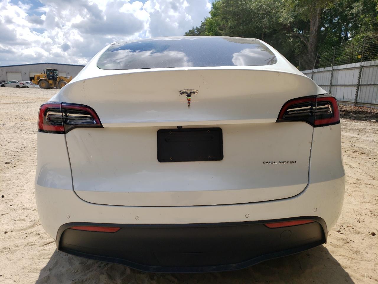 2021 Tesla Model Y VIN: 5YJYGDEE3MF119727 Lot: 61685214