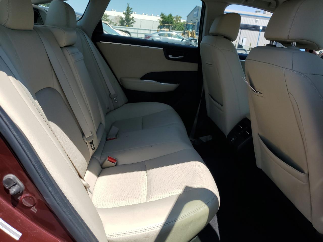 2018 Honda Clarity Touring VIN: JHMZC5F35JC012530 Lot: 65256024