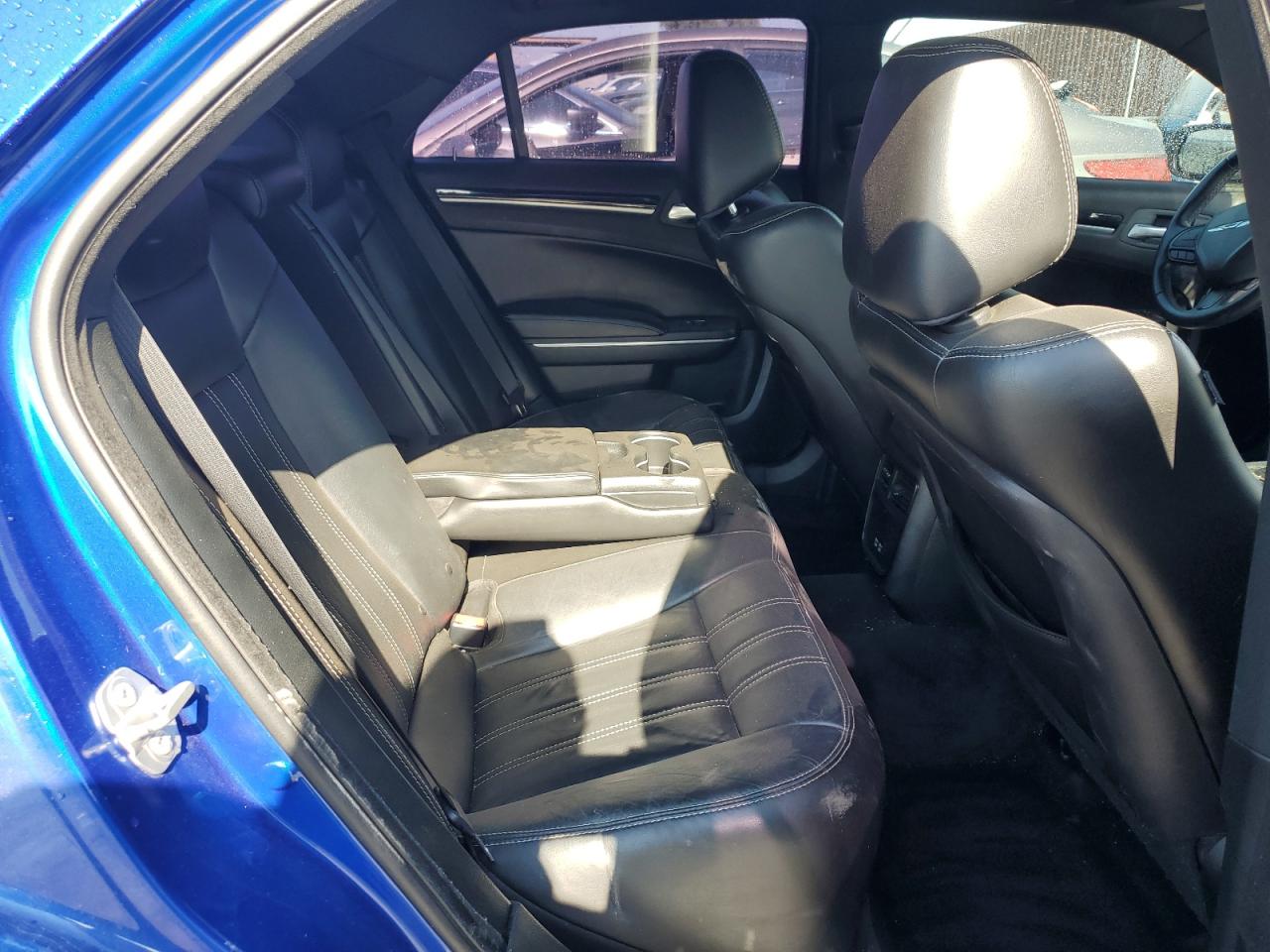 2018 Chrysler 300 S VIN: 2C3CCABG3JH266392 Lot: 64277484