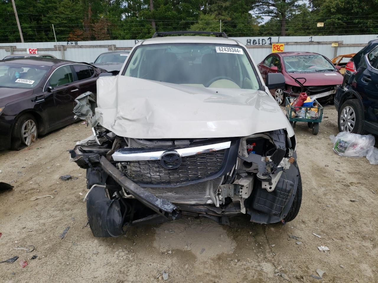 2009 Mazda Tribute I VIN: 4F2CZ027X9KM06687 Lot: 62439344