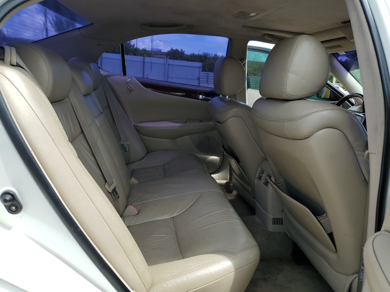 JTHBA30G745002470 2004 Lexus Es 330