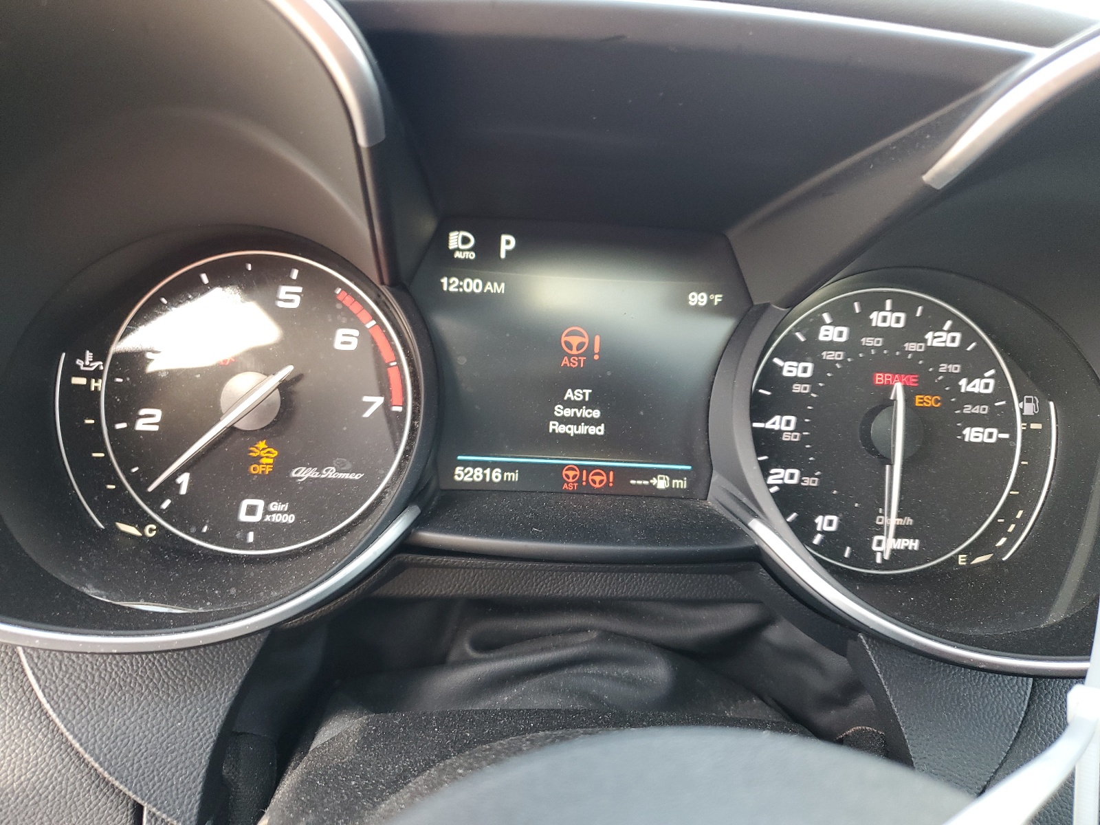 ZARFAECNXJ7594364 2018 Alfa Romeo Giulia Ti