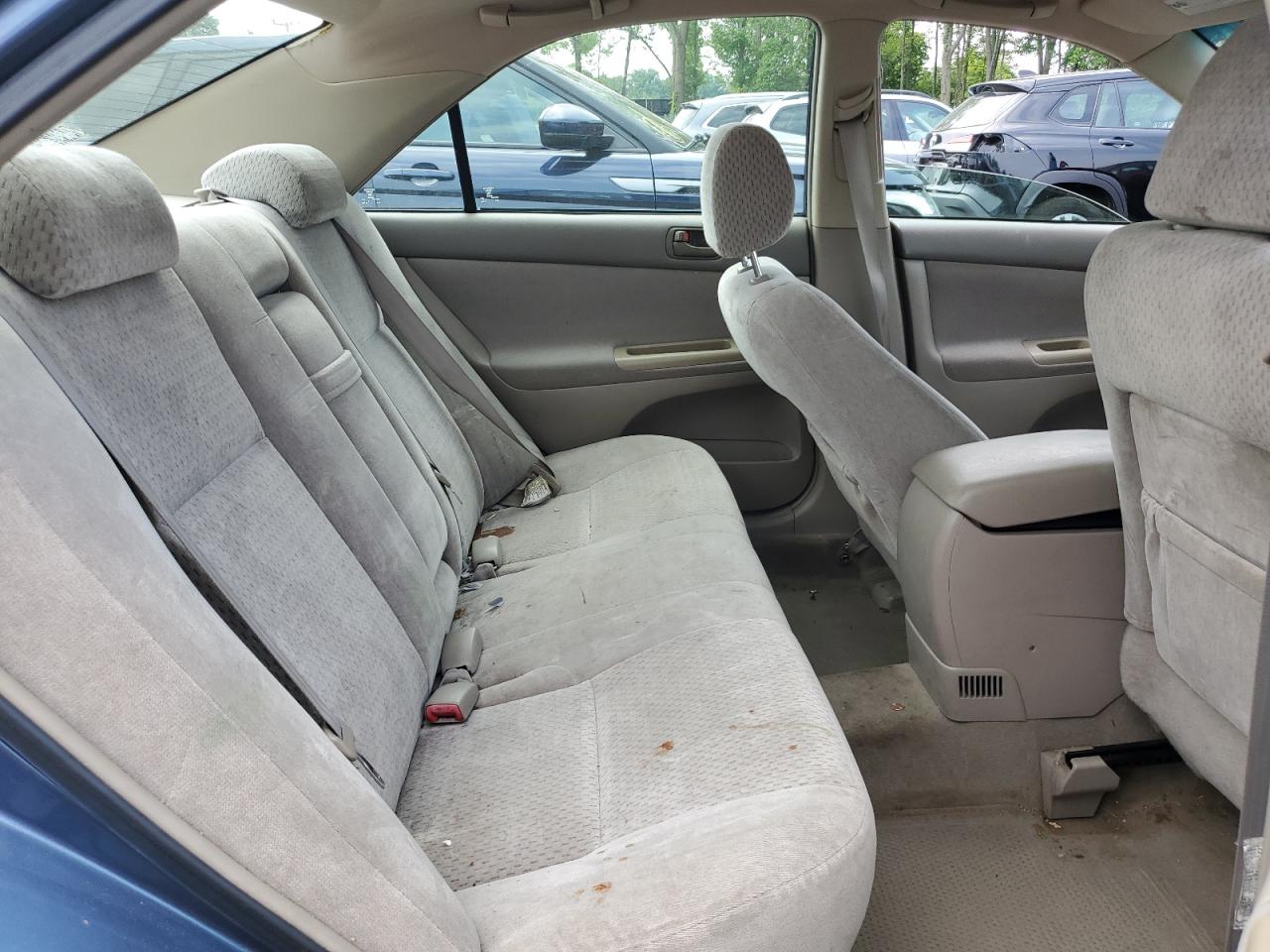 2004 Toyota Camry Le VIN: 4T1BE32K24U826787 Lot: 61609044