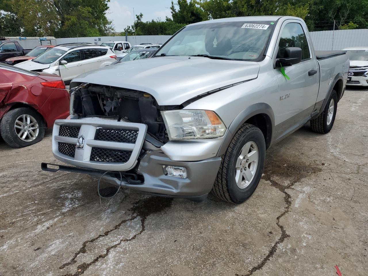 2010 Dodge Ram 1500 იყიდება Bridgeton-ში, MO - Front End