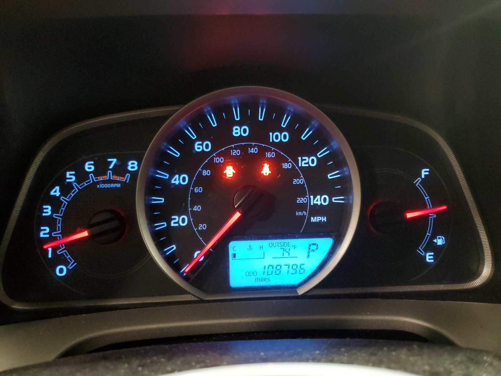 2T3RFREV1FW327736 2015 Toyota Rav4 Xle