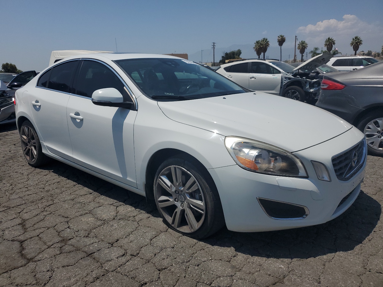 2012 Volvo S60 T5 vin: YV1622FS8C2113447