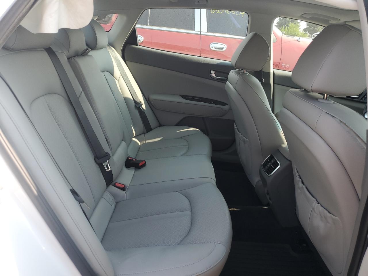 2018 Kia Optima Ex VIN: 5XXGU4L32JG221812 Lot: 63431014