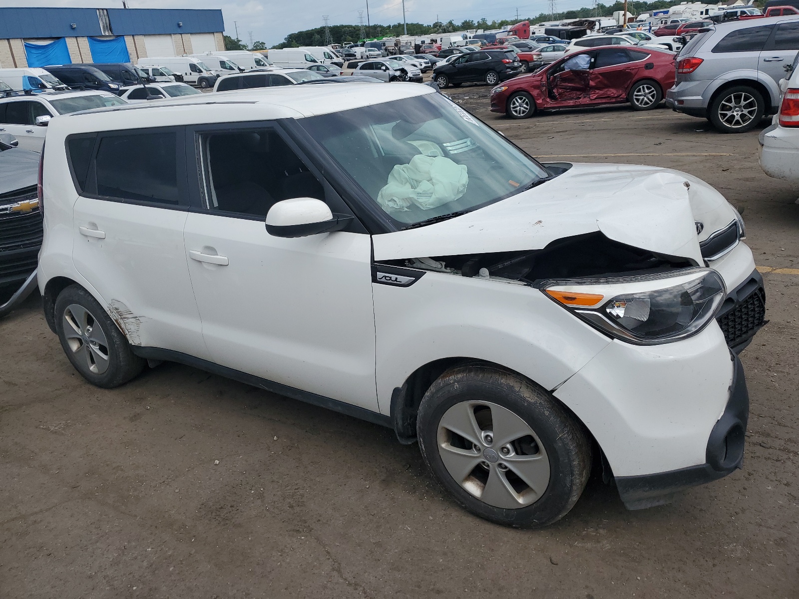 2016 Kia Soul vin: KNDJN2A21G7335576