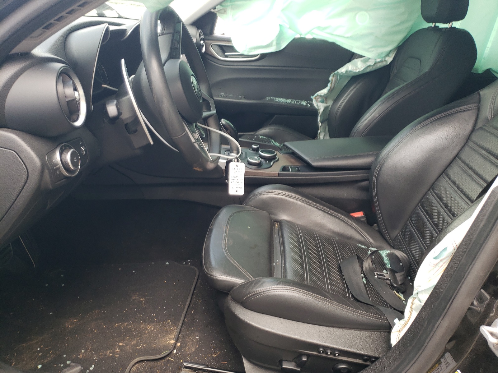 ZARFAECN9H7541178 2017 Alfa Romeo Giulia Ti