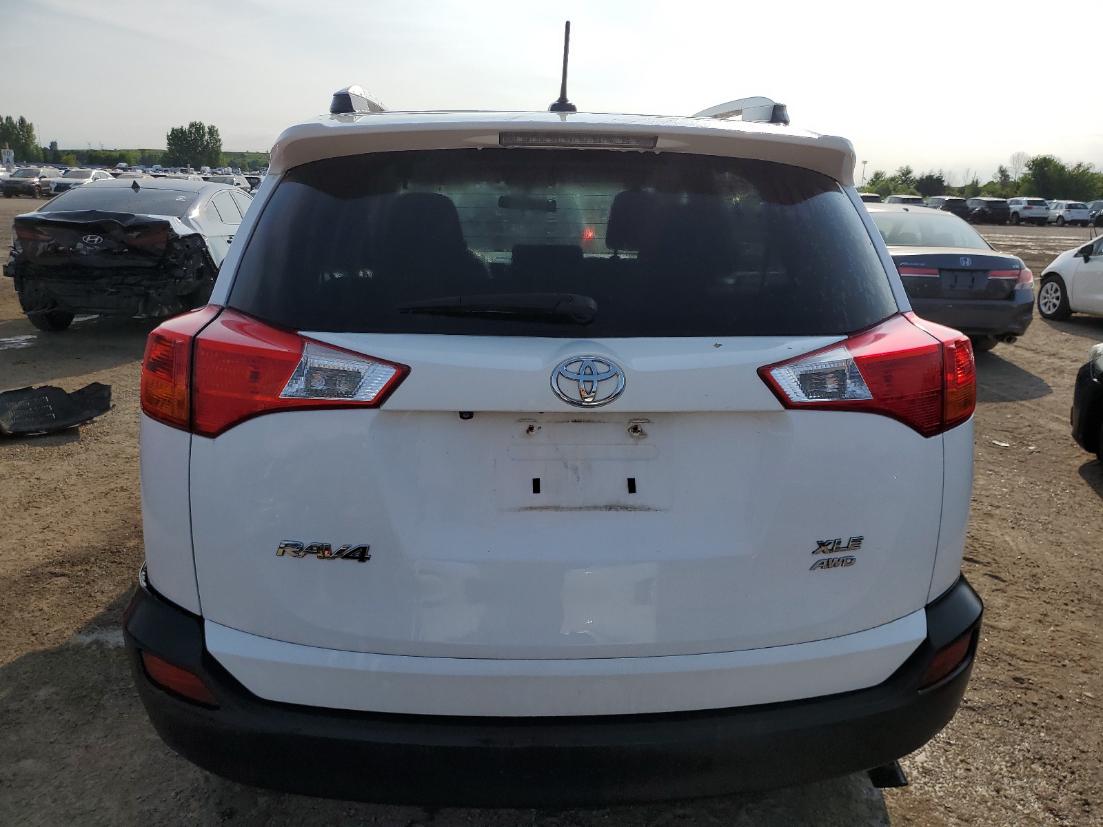 2T3WFREV0FW215142 2015 Toyota Rav4 Xle