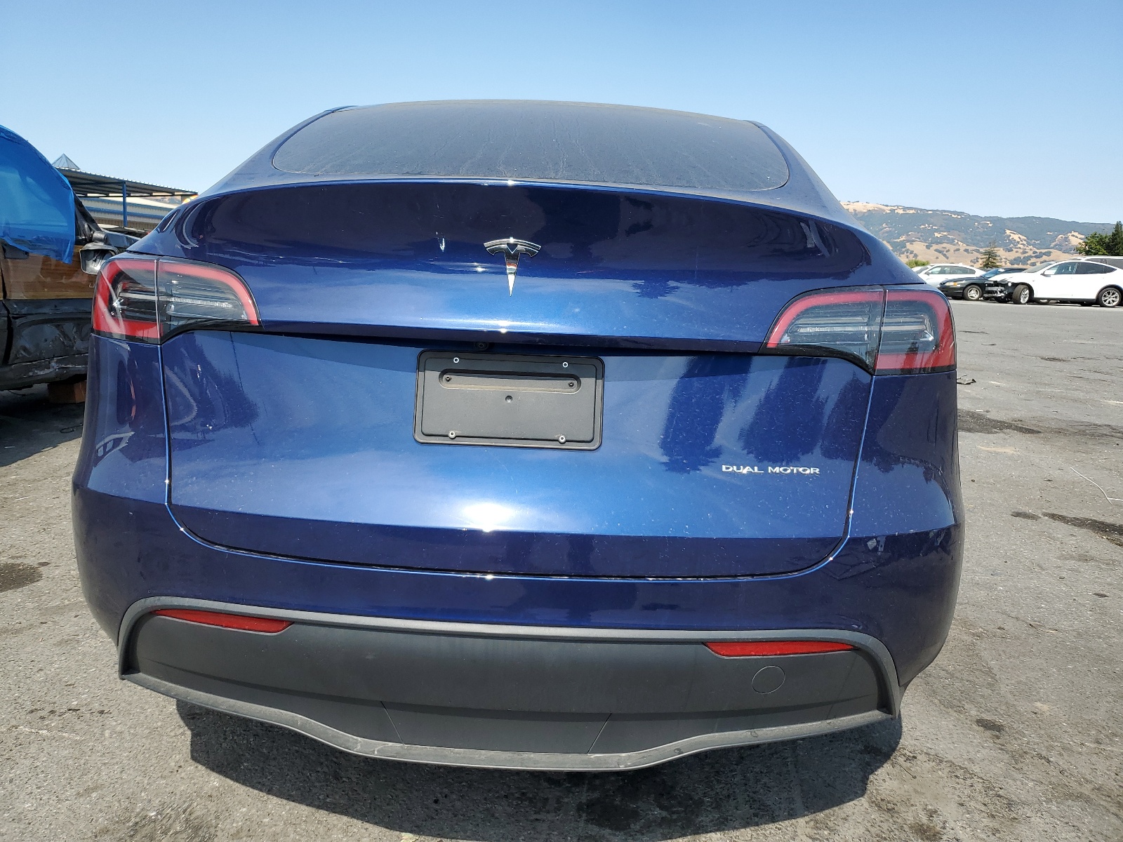 7SAYGDEE7PF601754 2023 Tesla Model Y