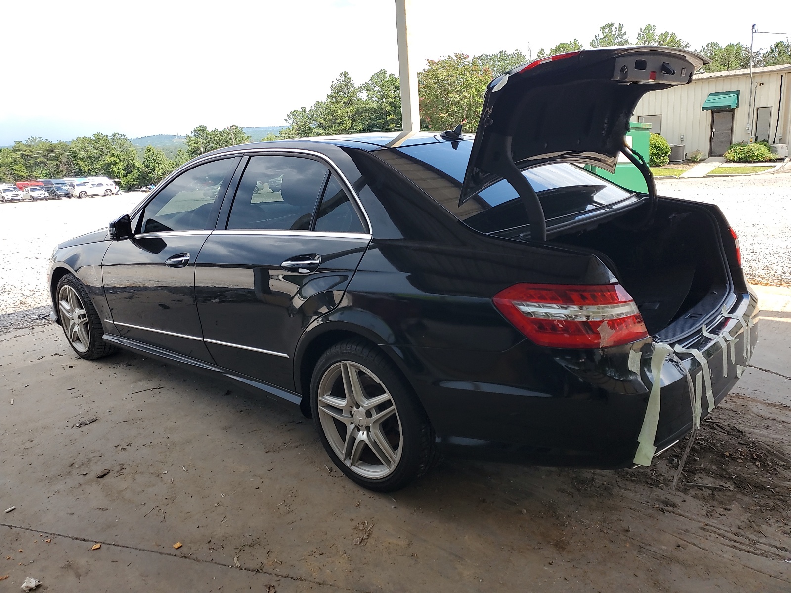 WDDHF7CB7BA299075 2011 Mercedes-Benz E 550