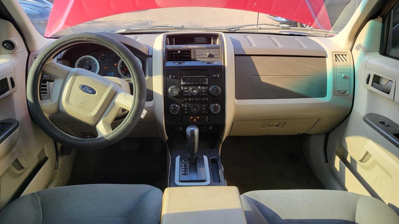 1FMCU02ZX8KC33778 2008 Ford Escape Xls