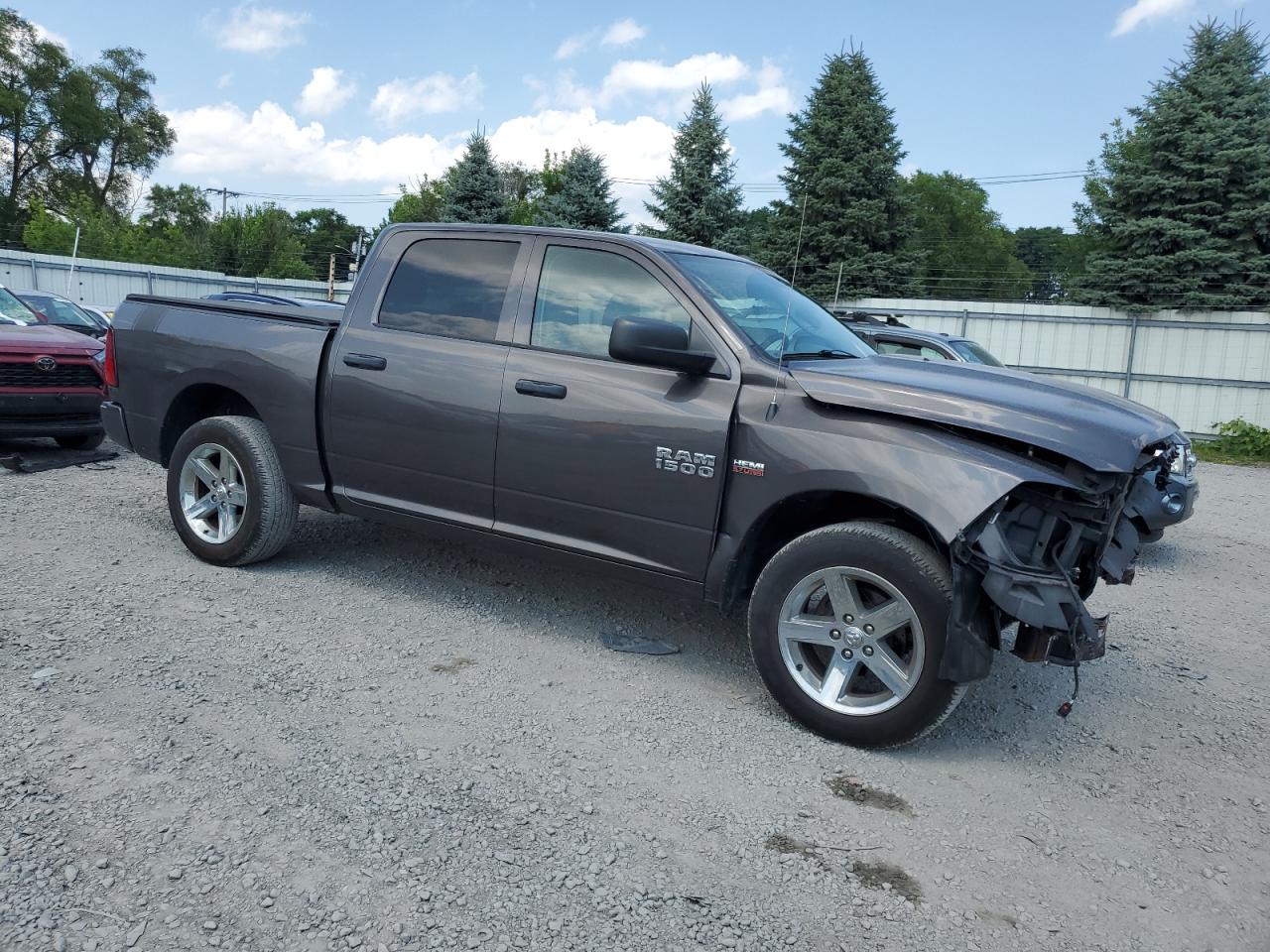 2017 Ram 1500 St VIN: 3C6RR7KT2HG608016 Lot: 62926924