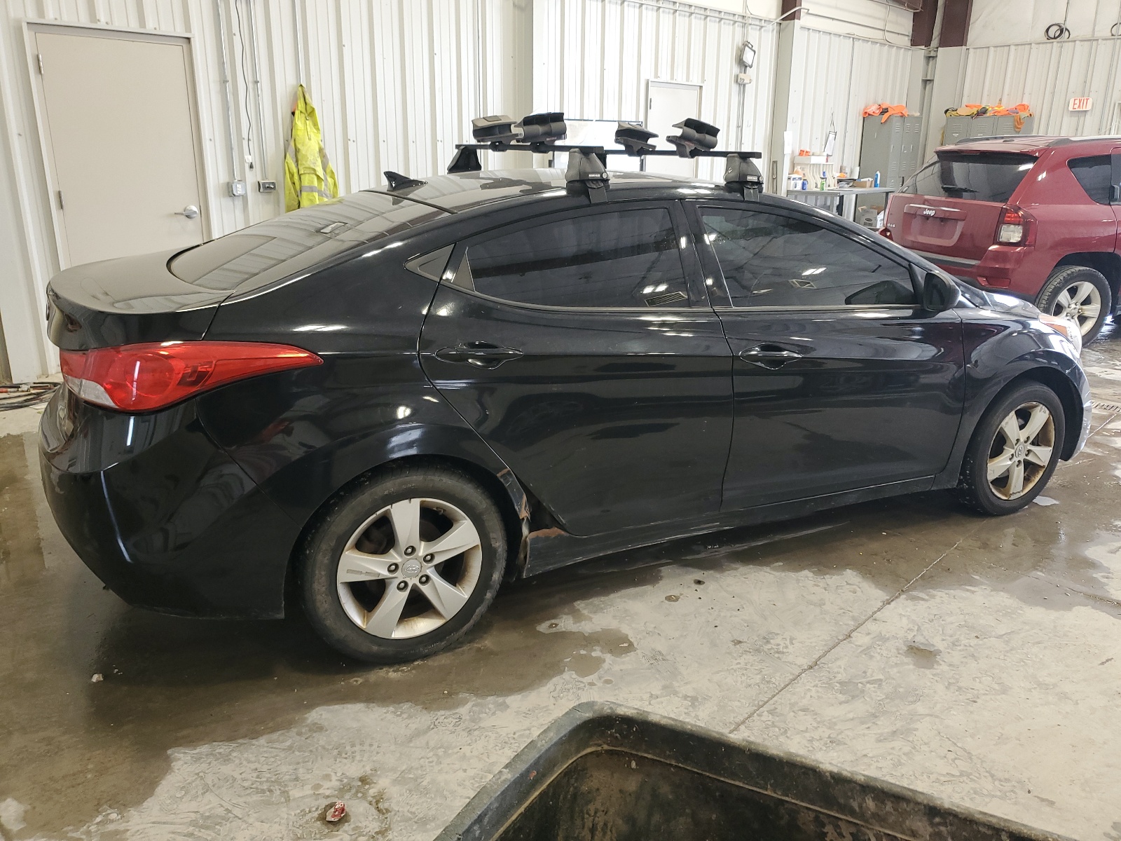 2013 Hyundai Elantra Gls vin: KMHDH4AE4DU895028