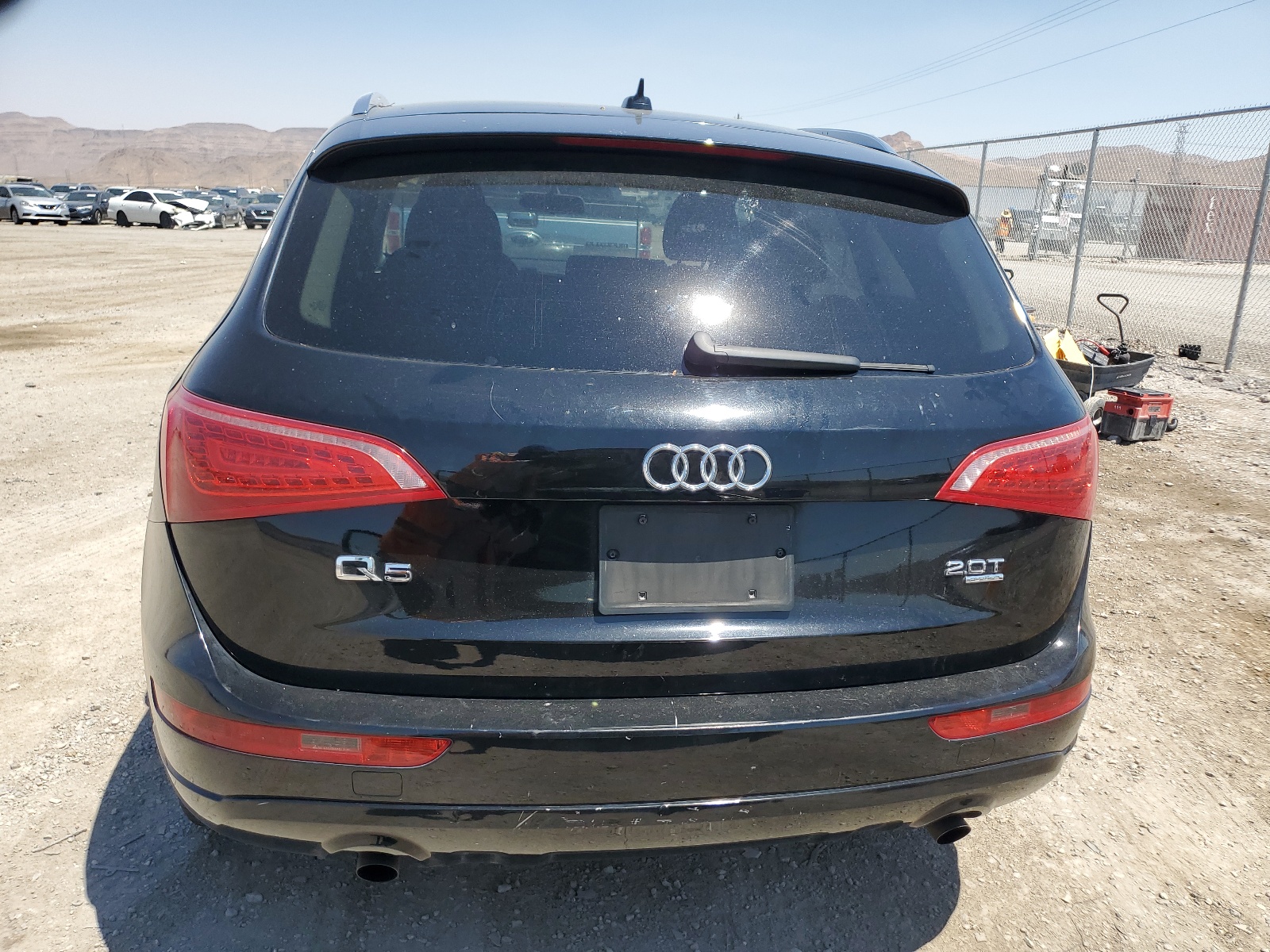 WA1CFAFP2BA102851 2011 Audi Q5 Premium