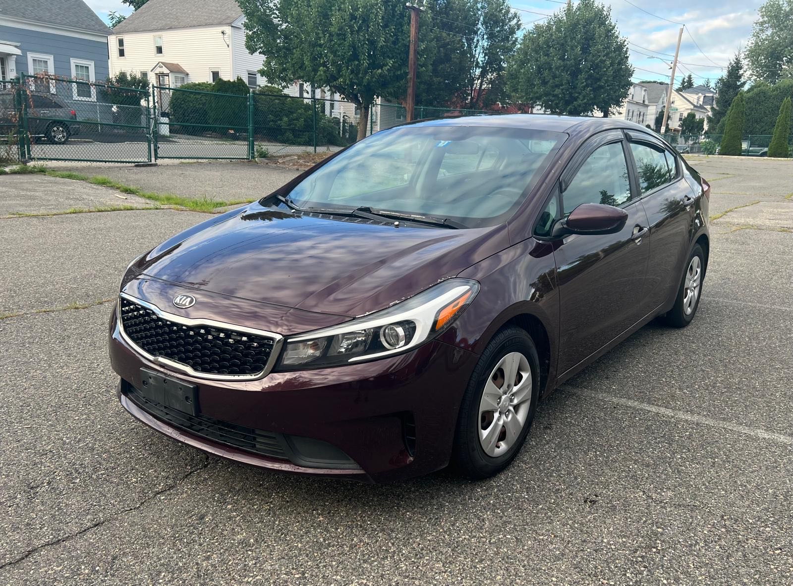 2017 Kia Forte Lx vin: 3KPFK4A79HE132538