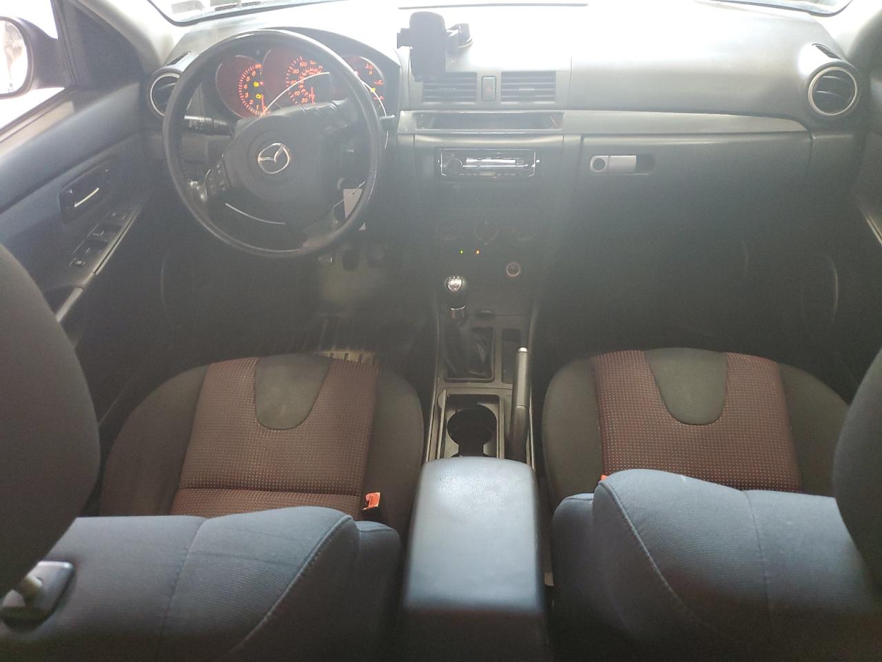 2005 Mazda 3 Hatchback VIN: JM1BK343751318496 Lot: 63183174