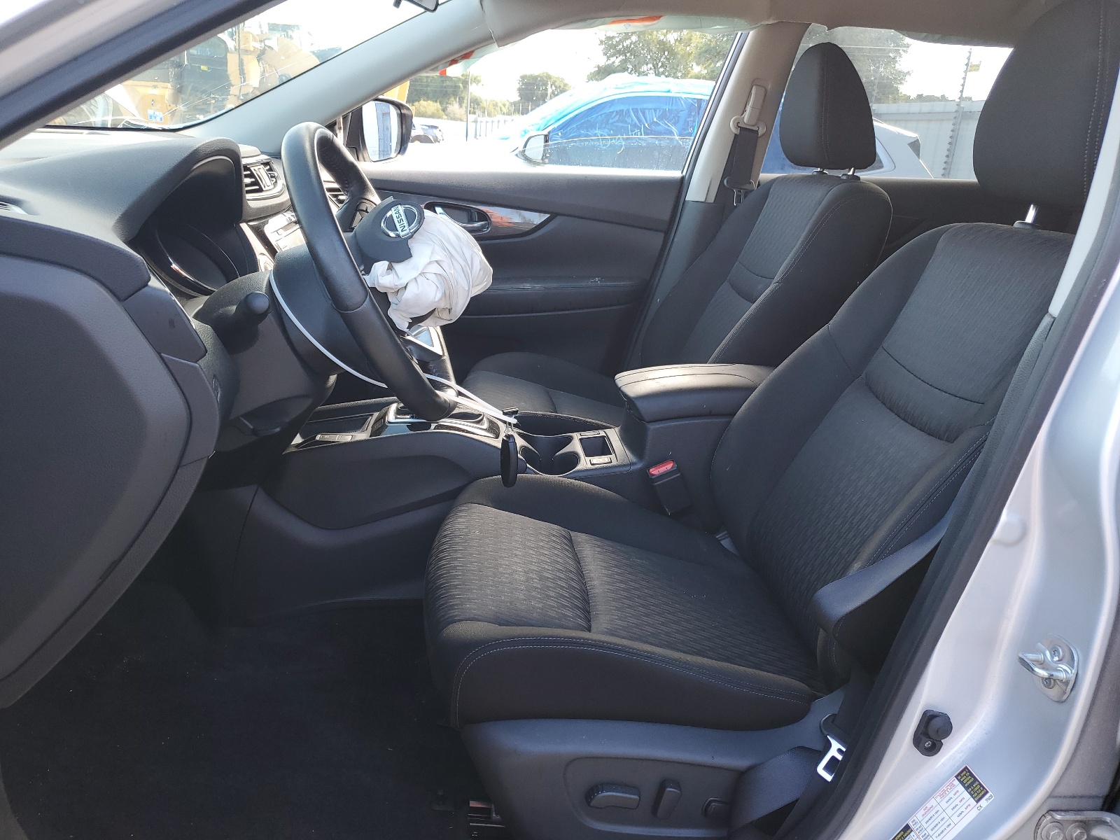 JN8AT2MTXKW250393 2019 Nissan Rogue S