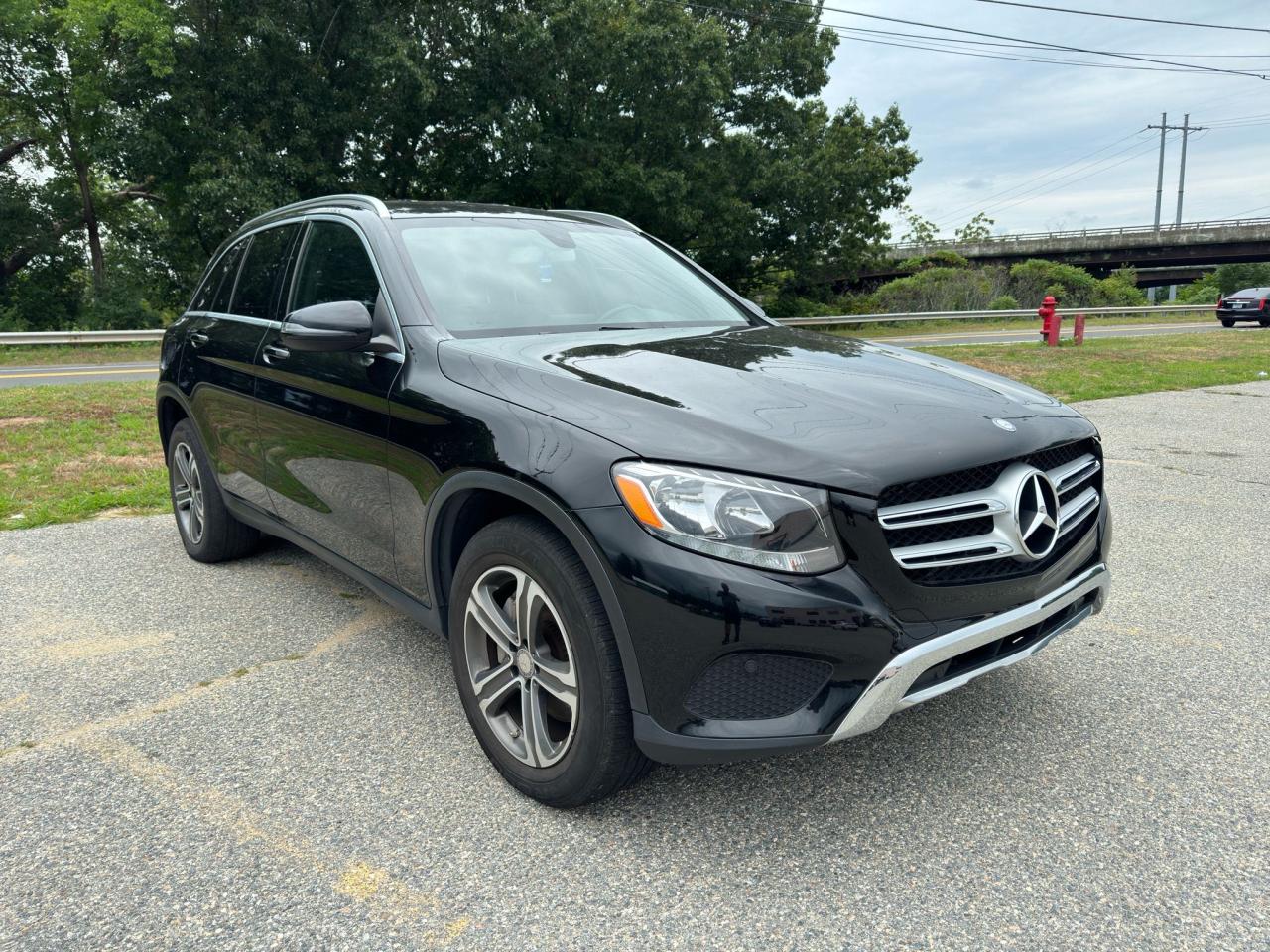 2016 Mercedes-Benz Glc 300 4Matic VIN: WDC0G4KB1GF030711 Lot: 64719954