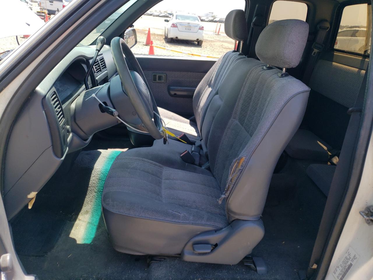 1997 Toyota Tacoma Xtracab VIN: 4TAVL52N2VZ271580 Lot: 61666164