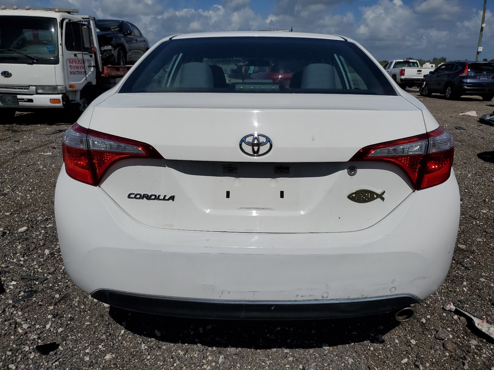 2015 Toyota Corolla L vin: 5YFBURHE0FP300251