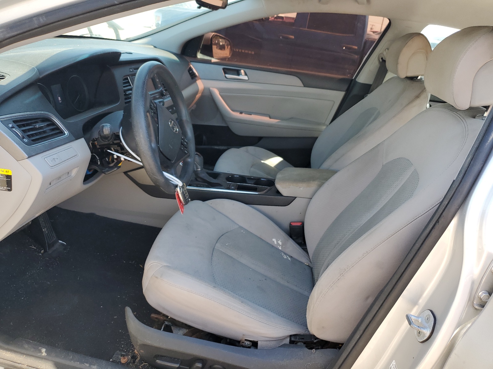 5NPE24AF8FH205815 2015 Hyundai Sonata Se