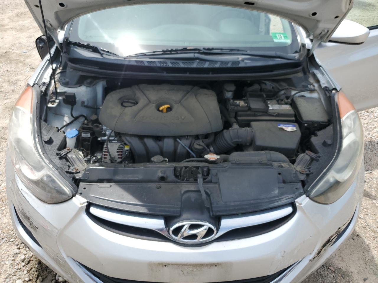 KMHDH4AE0BU119606 2011 Hyundai Elantra Gls