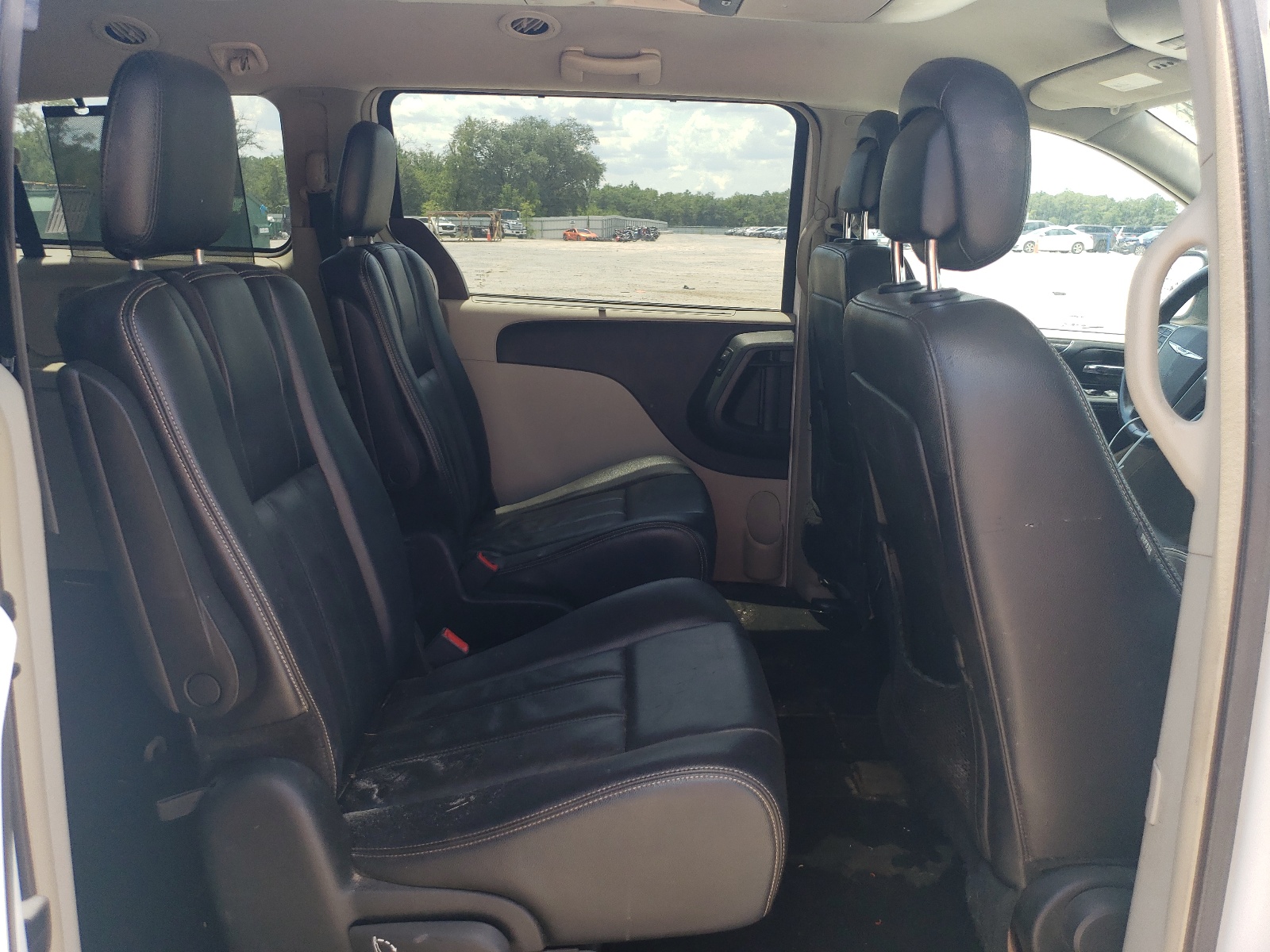 2C4RC1BG8DR815556 2013 Chrysler Town & Country Touring