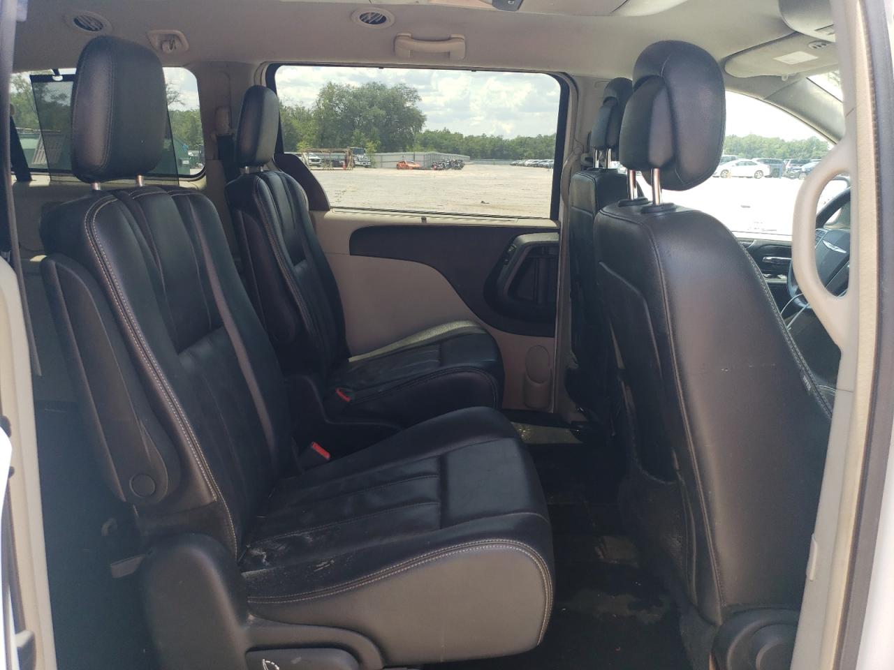 2013 Chrysler Town & Country Touring VIN: 2C4RC1BG8DR815556 Lot: 62558864