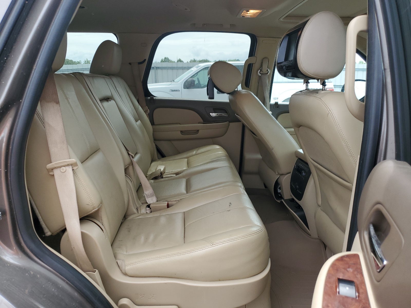 1GNSKDFJ3BR204436 2011 Chevrolet Tahoe Hybrid